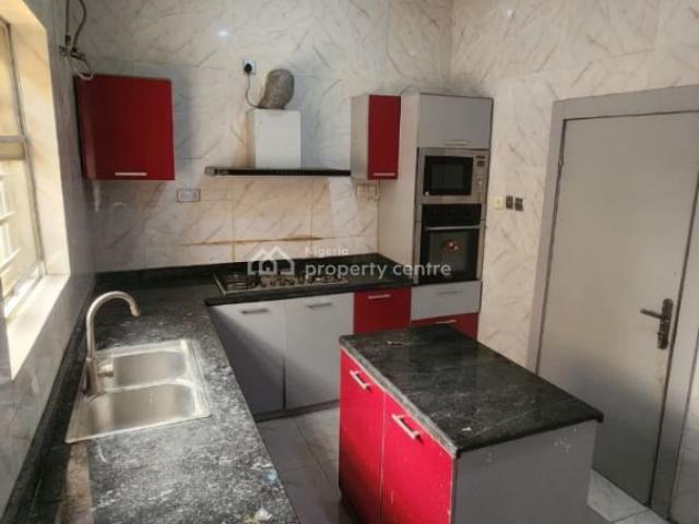 Flat for rent in Eti Osa, Lagos