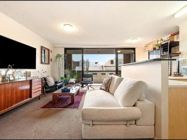 Apartment for rent in Toombul, Queensland