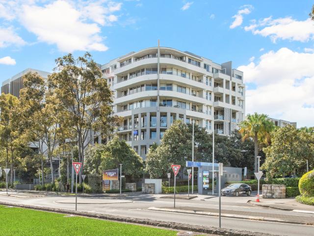 Apartment for sale in Wentworth Point, New South Wales