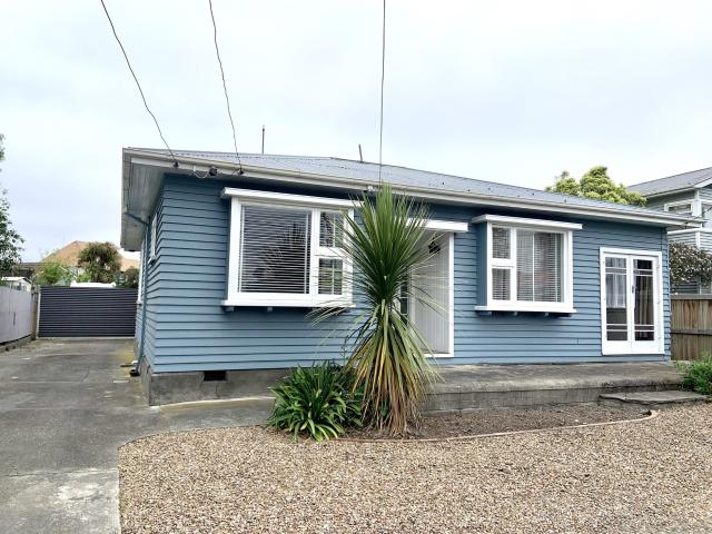 House for rent in Heathcote, Canterbury