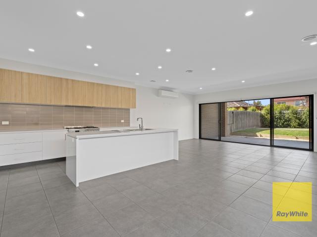 Townhouse for sale in Geelong, Victoria