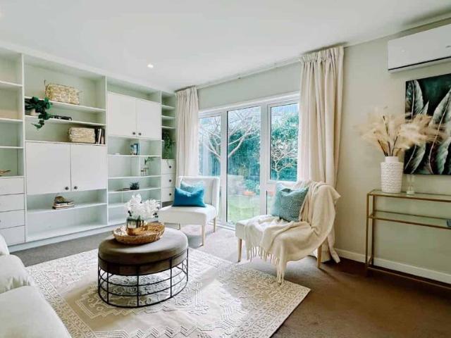 Townhouse for rent in Muritai, Lower Hutt
