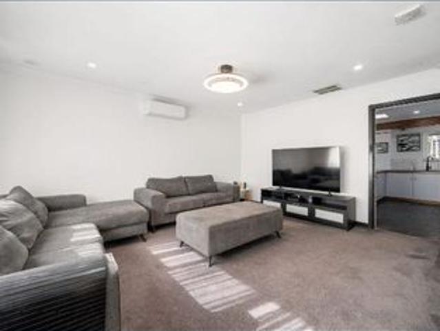 House for rent in Beckenham, Western Australia
