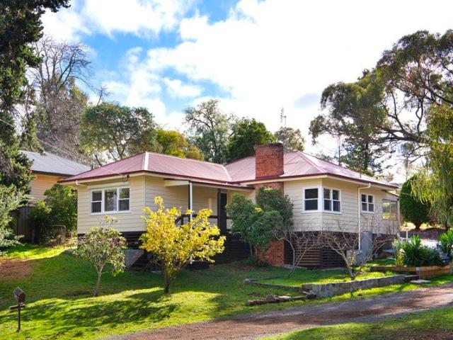 House for sale in Castlemaine, Victoria