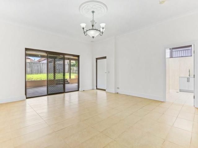House for rent in Spit Junction, Sydney