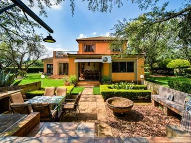 Farm for sale in Waterkloof, Gauteng
