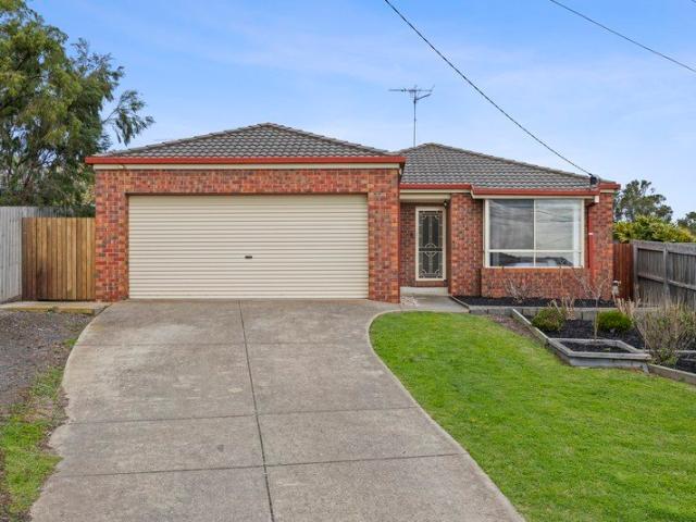 House for sale in Leopold, Victoria