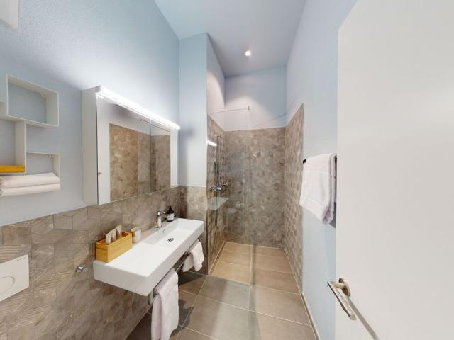 Apartment mieten in Einigen, Zürich