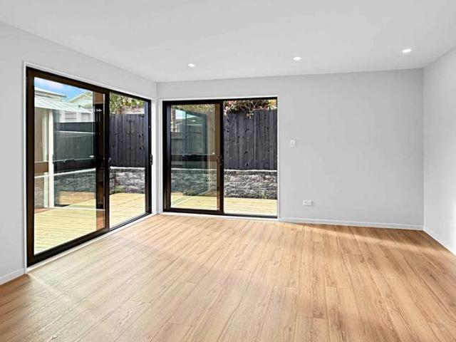 Townhouse for rent in Auckland, Oroua County