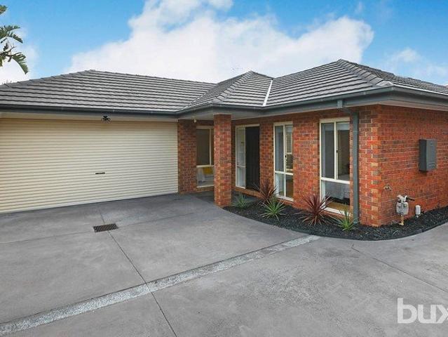 Townhouse for rent in Camerons Creek, Victoria