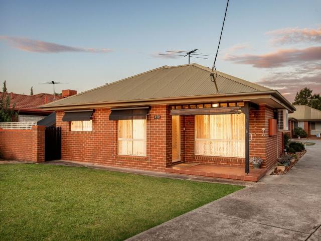 Townhouse for sale in Albury, New South Wales