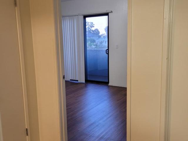 Room for rent in Long Beach, California