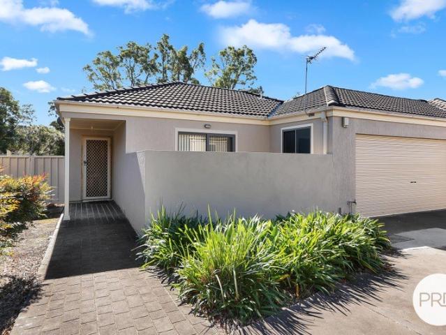 Villa for sale in Wollongong West, New South Wales