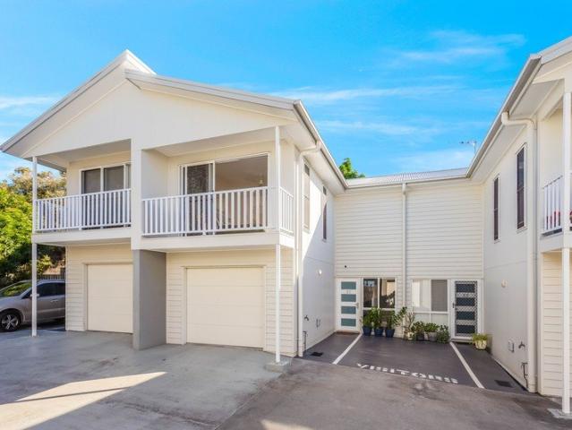 Townhouse for sale in Toombul, Queensland