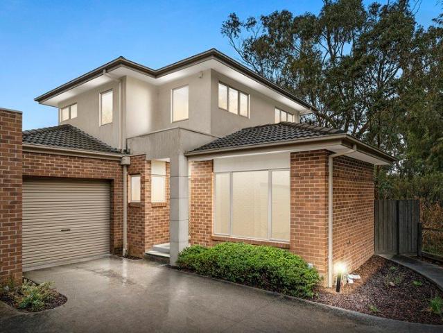 Townhouse for sale in Camerons Creek, Victoria