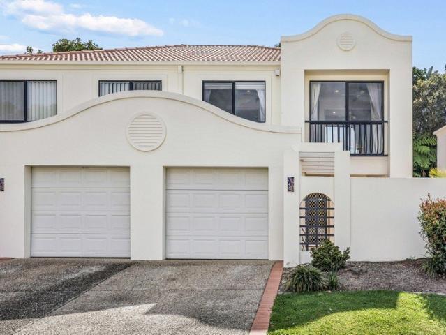 Townhouse for sale in Robina, Gold Coast City