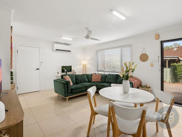 Villa for sale in Lawnton, Greater Brisbane