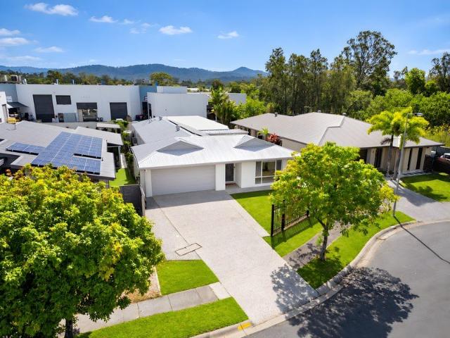 House for sale in Helensvale, Gold Coast City