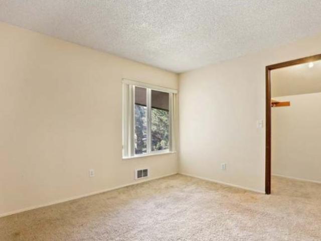 Room for rent in Lynnwood, Snohomish County