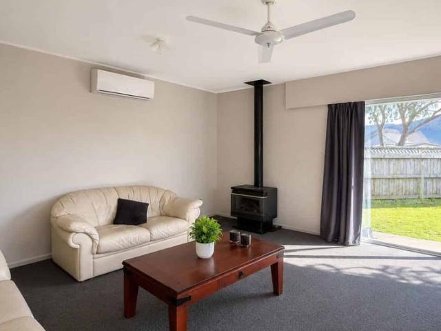House for rent in Pauatahanui, Wellington