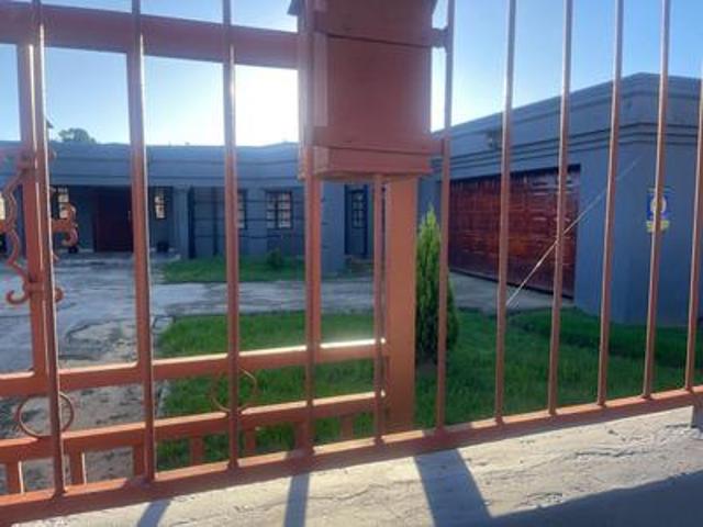 House for sale in Vosloorus, Gauteng
