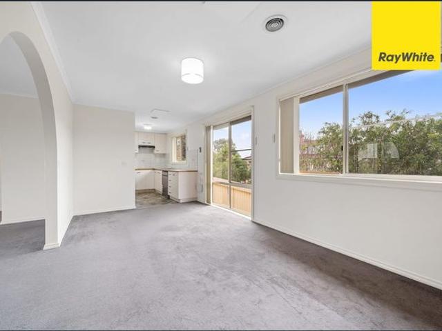 Townhouse for rent in Queanbeyan, New South Wales