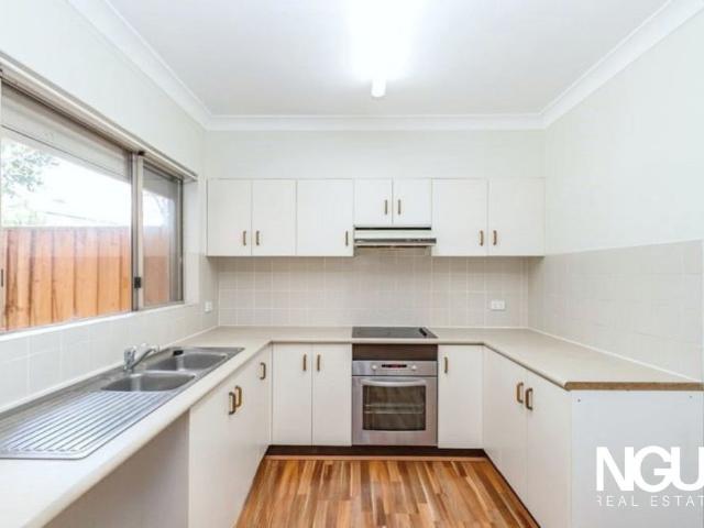 Townhouse for rent in Sydney, New South Wales