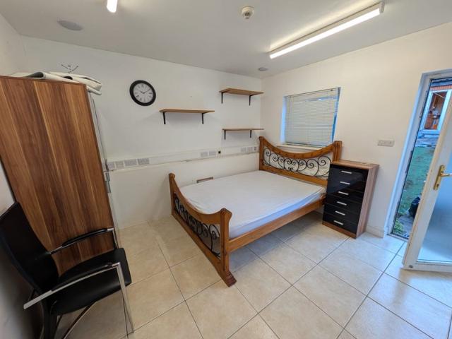 Studio for rent in West Hendon, The Hyde