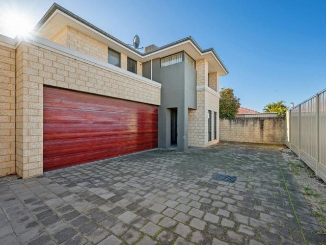 Townhouse for sale in Southern River, Western Australia