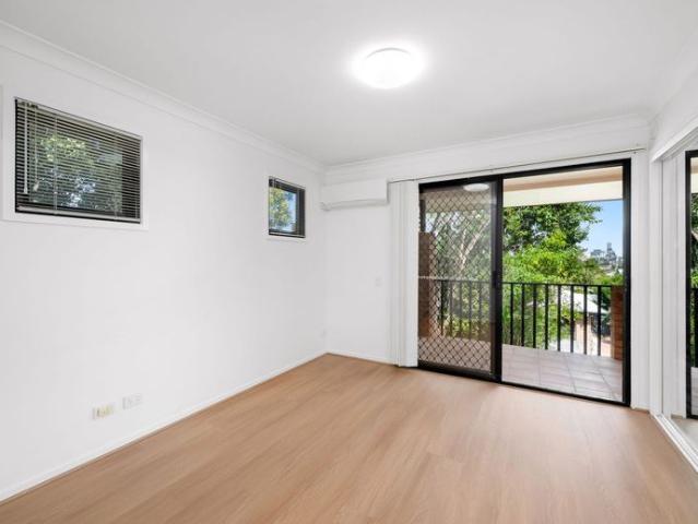 Apartment for rent in Toombul, Queensland