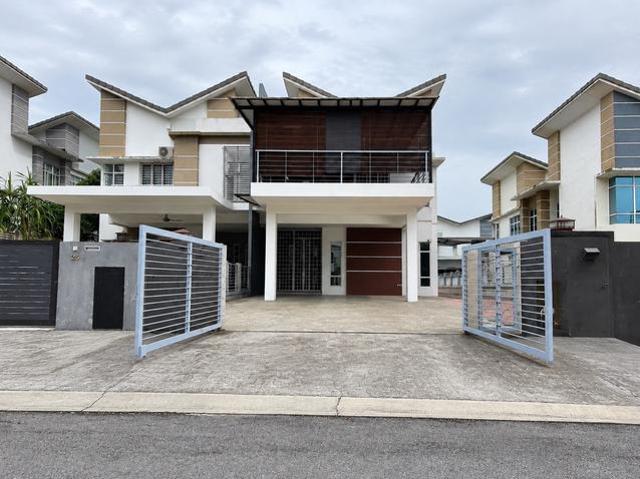 Residential House for sale in Petaling, Alam Impian