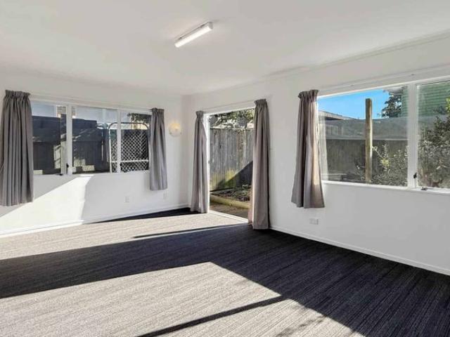 House for rent in Manurewa, Oroua County