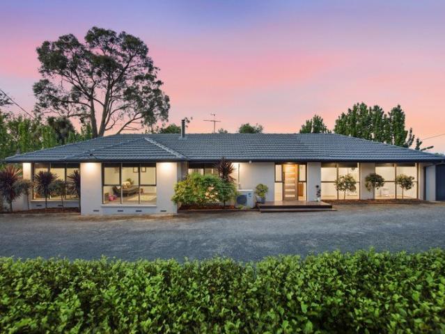 House for sale in Mount Evelyn, Melbourne