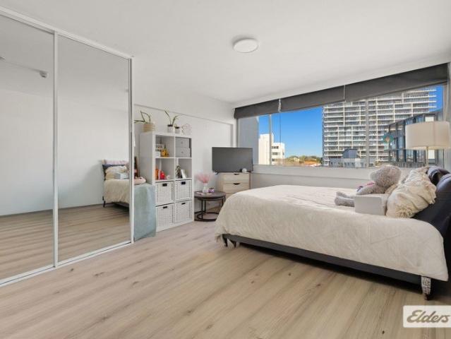 Granny Flat for rent in Rushcutters Bay, Sydney