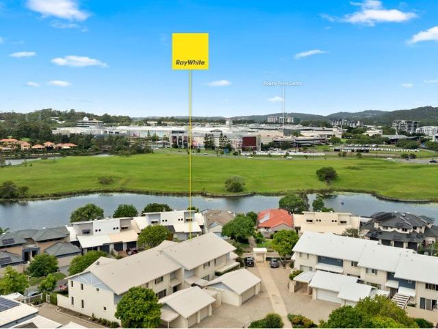 Townhouse for sale in Fernbrook, Queensland
