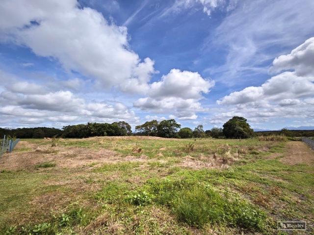 Land for sale in Etty Bay, Queensland