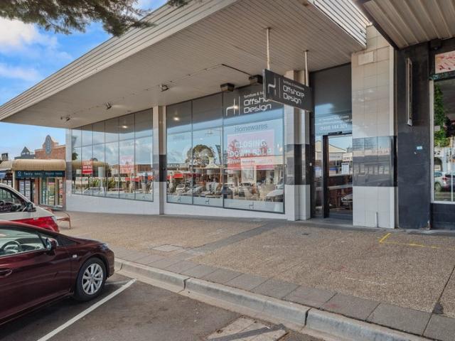 Retail for rent in Cowes, Victoria