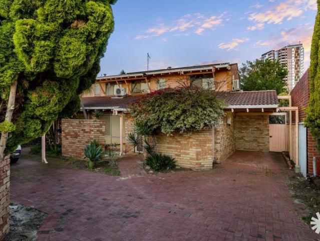 Townhouse for sale in Applecross, Western Australia