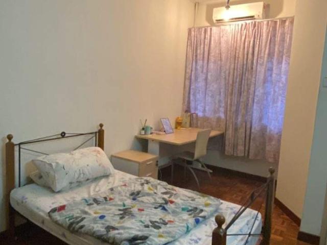 Room for rent in Petaling, Damansara Damai