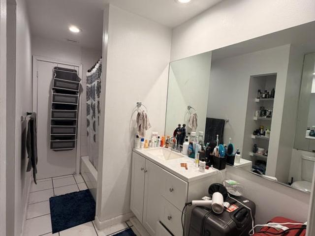 Room for rent in Miami, Florida