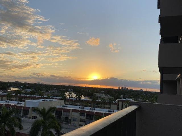 Room for rent in Pompano Beach, Florida