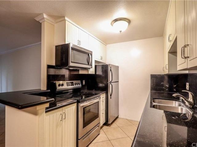 Room for rent in Long Beach Room for rent in Long Beach