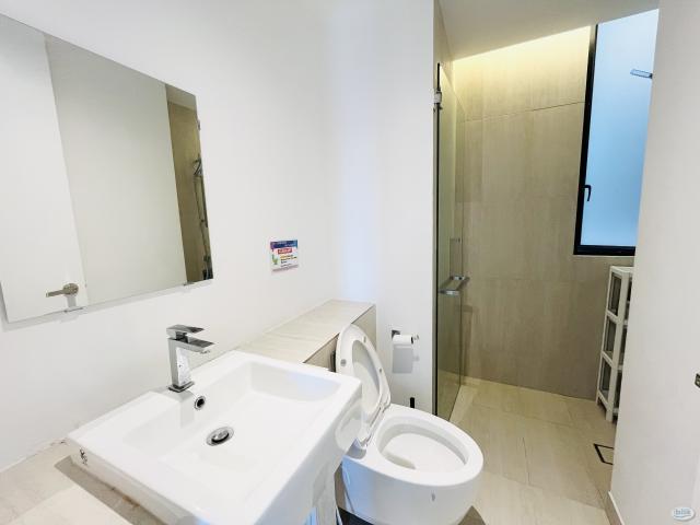 Room for rent in Petaling, Damansara Damai