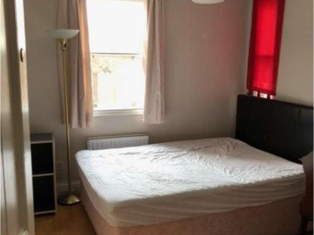 Room to rent in Dublin 9, Bluebell