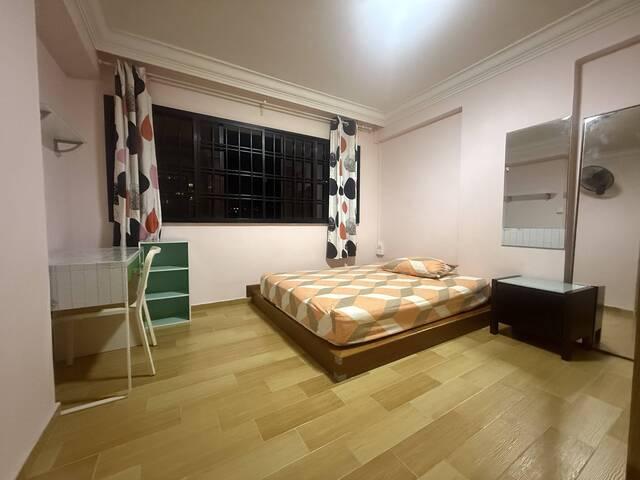 Room for rent in Pasir Ris Central, Singapore