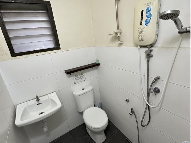 Room for rent in Petaling, Damansara Damai