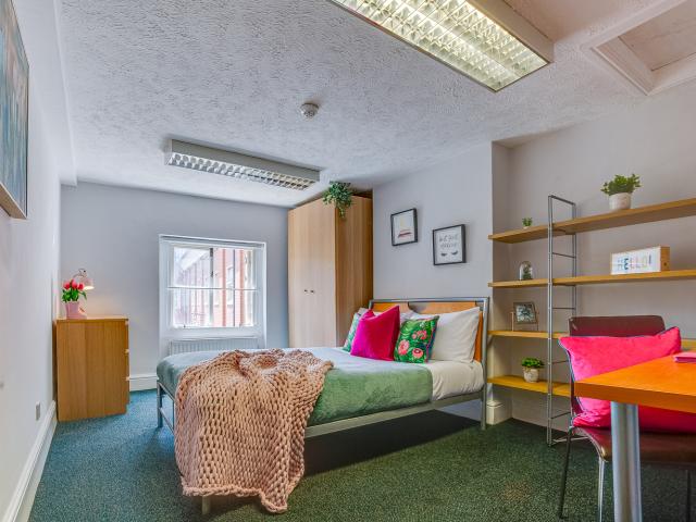 Room for rent in The Park, City of Nottingham
