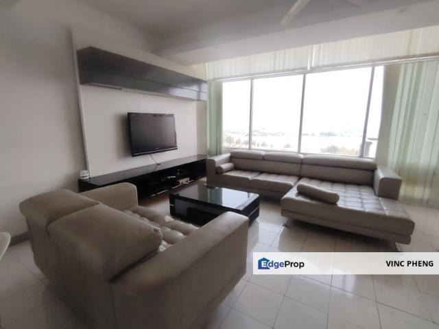 Condominium for rent in Malaka