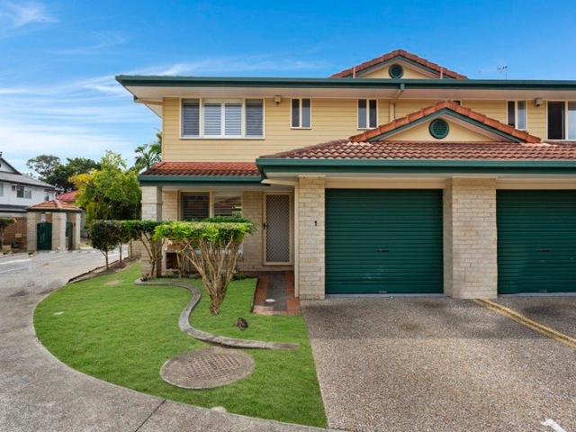 Townhouse for sale in Fernbrook, Queensland