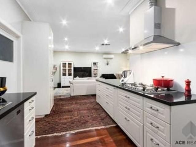 House for rent in Applecross, Western Australia